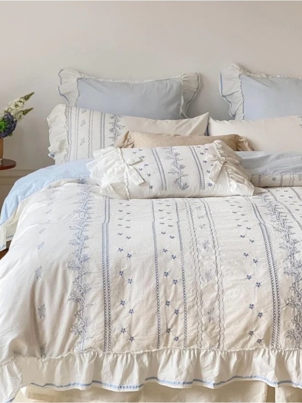 Everlasting Fabric Embroidered Ruffled Cotton Duvet Cover Set — White with Light